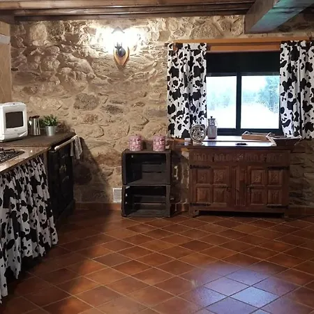 Holiday home O Rincon De Ermo *
